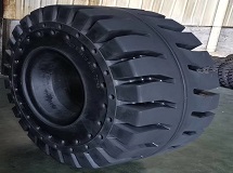 裝載機(jī)實(shí)心輪胎
